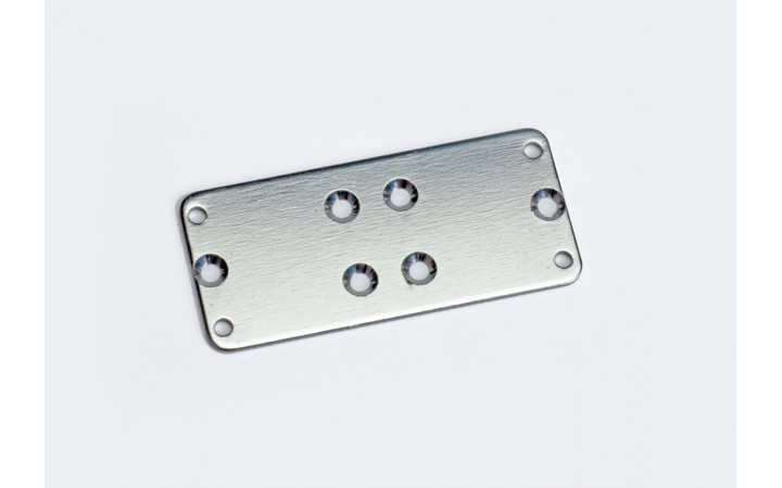 Upper chassis plate